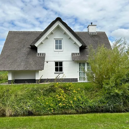 Tapuit 8-1 By Interhome 4* ノールトウェイク