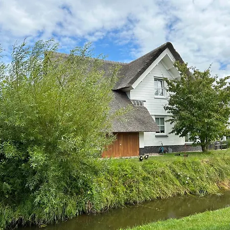 Tapuit 8-1 By Interhome 4*