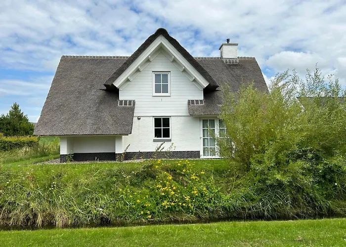 Tapuit 8-1 By Interhome 4* ノールトウェイク